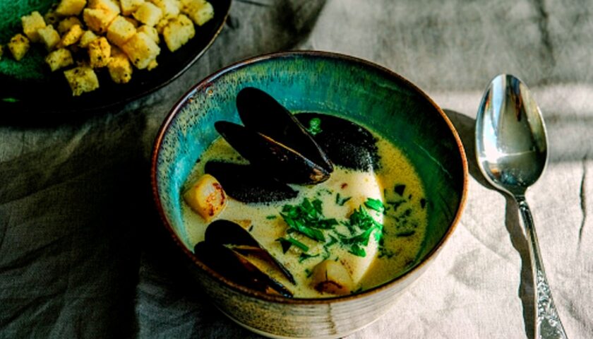 Recette de marmite de pommes de terre et moules au curry